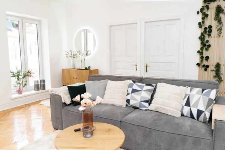 Freedom Apartments In The Heart Of Lviv - Balabana Str And Svoboda Avenue Ngoại thất bức ảnh